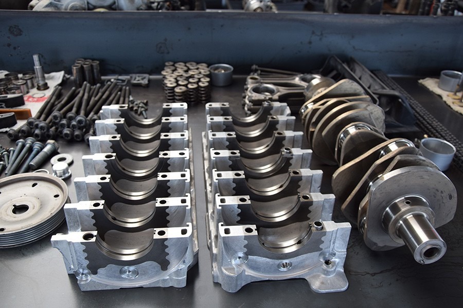 De auto motorrevisie specialist RH motoren revisie