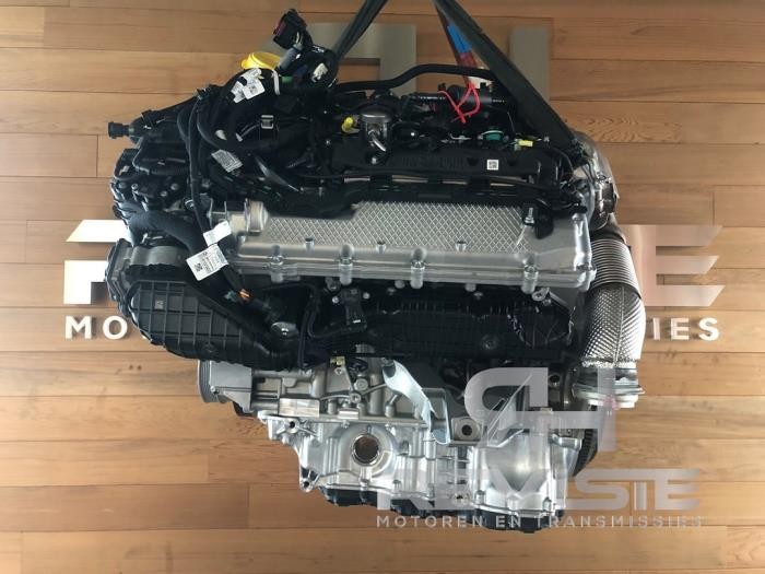 Land Rover S68B44A Motor NIEUW | 4.4 P635 V8 Twin Turbo